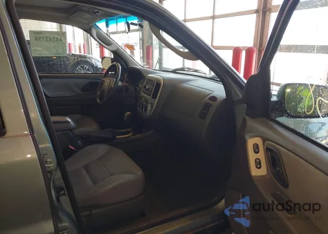 2006 Ford Escape Xlt/Xlt Sport from USA, damaged, VIN 1FMCU03146KA47983